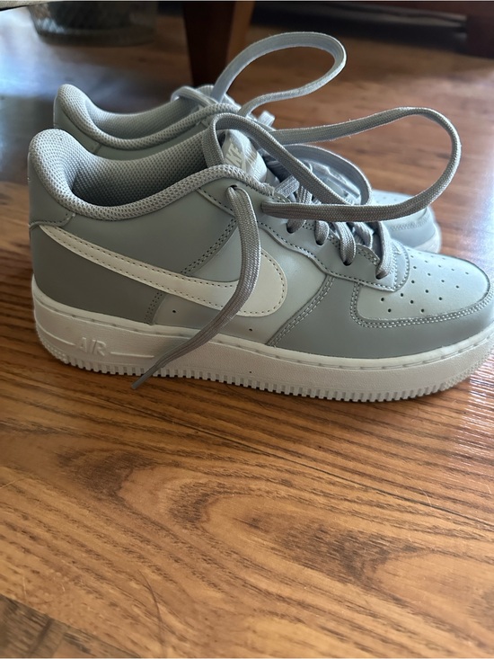Nike Shoes - Nike Kids'/WOMENS 7.5 Air Force 1 Low Sneakers in Gray